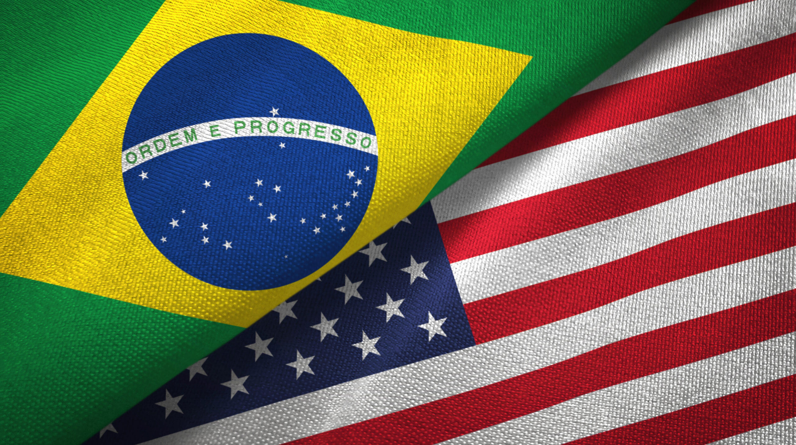 UMA BREVE COMPARAÇÃO ENTRE O DIREITO DO TRABALHO BRASILEIRO E O AMERICAN